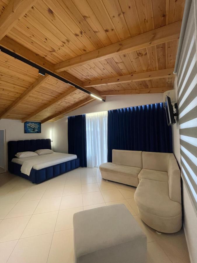 Hotel Qeparo Napolon Complex Zewnętrze zdjęcie