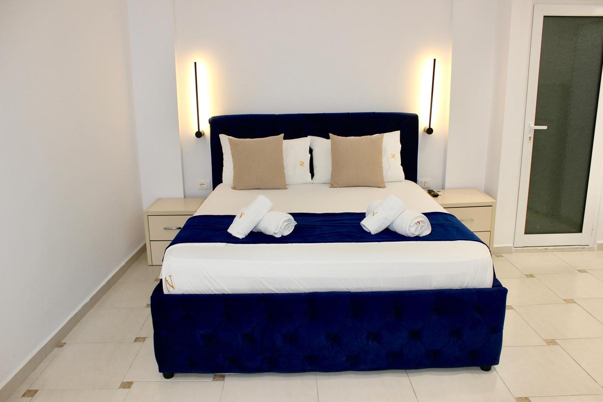 Hotel Qeparo Napolon Complex Zewnętrze zdjęcie